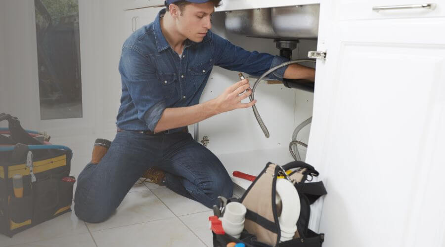 Professional Leak Detection Services in Iuka, KS